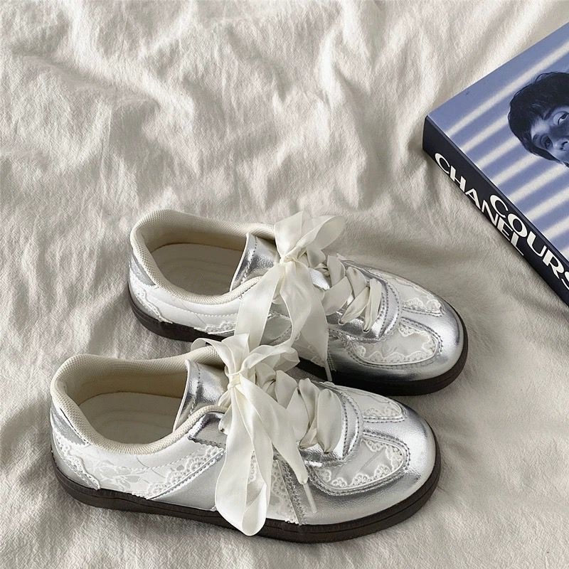 Luxury Lifestyle Products - أحذية رياضية نسائية من ماركة فاخرة،